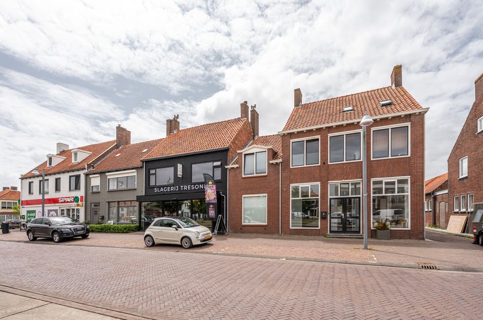 Dorpsstraat 8