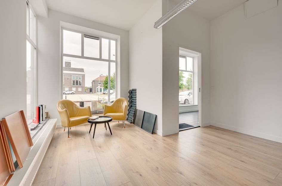 Dorpsstraat 8