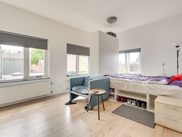 Dorpsstraat 8, Schoondijke
