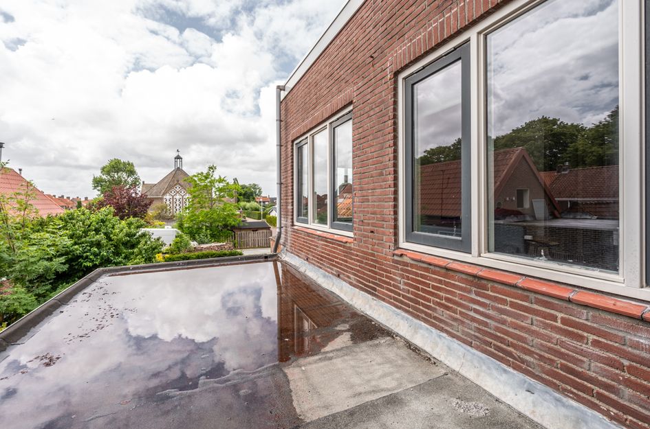 Dorpsstraat 8