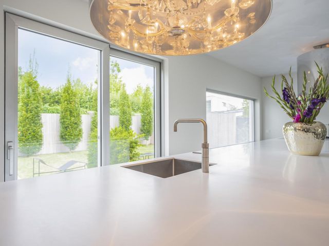 Maasheuvel 52, Roosteren
