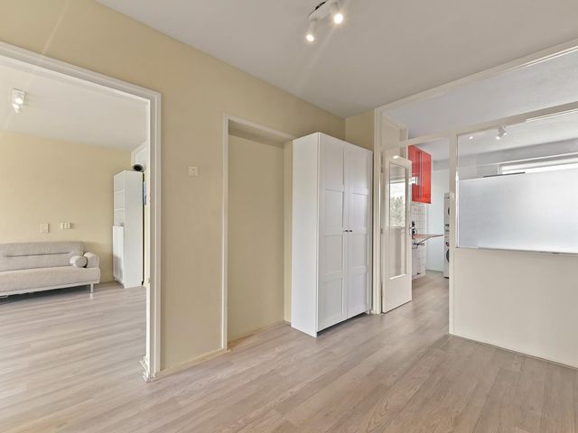 Edmond Hellenraadstraat 32, Rotterdam