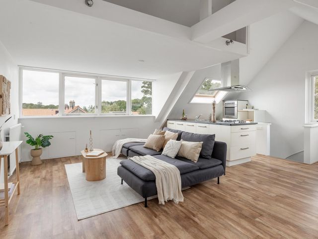 Schermeerstraat 11B, Stompetoren