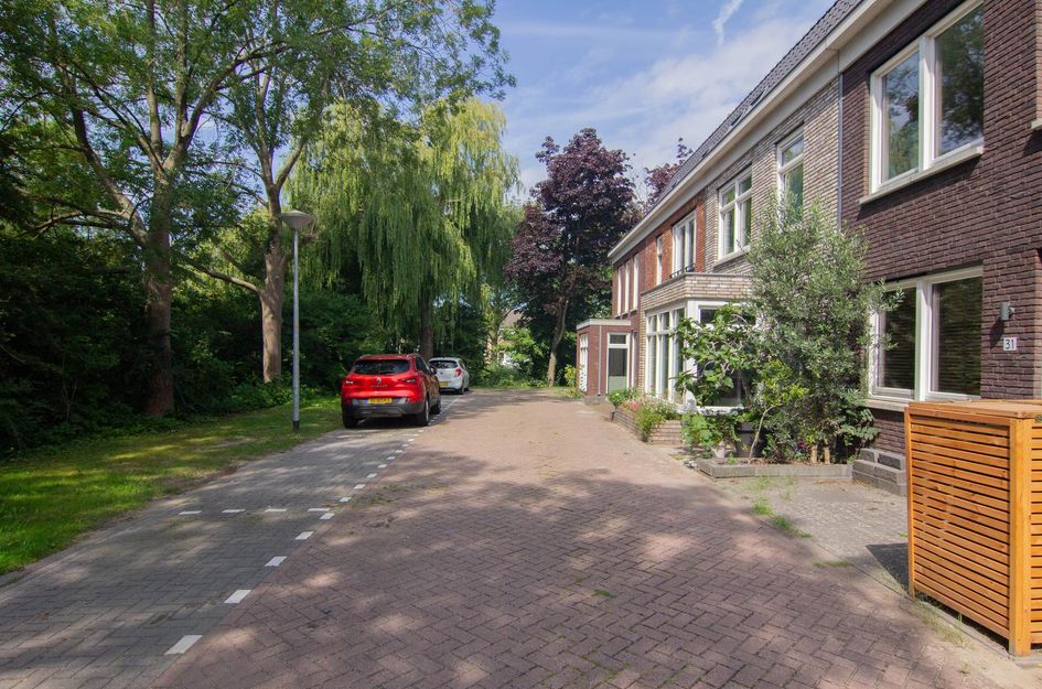 Amstelstraat 27