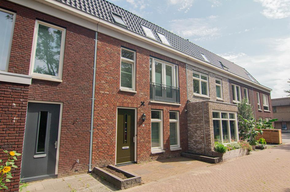 Amstelstraat 27