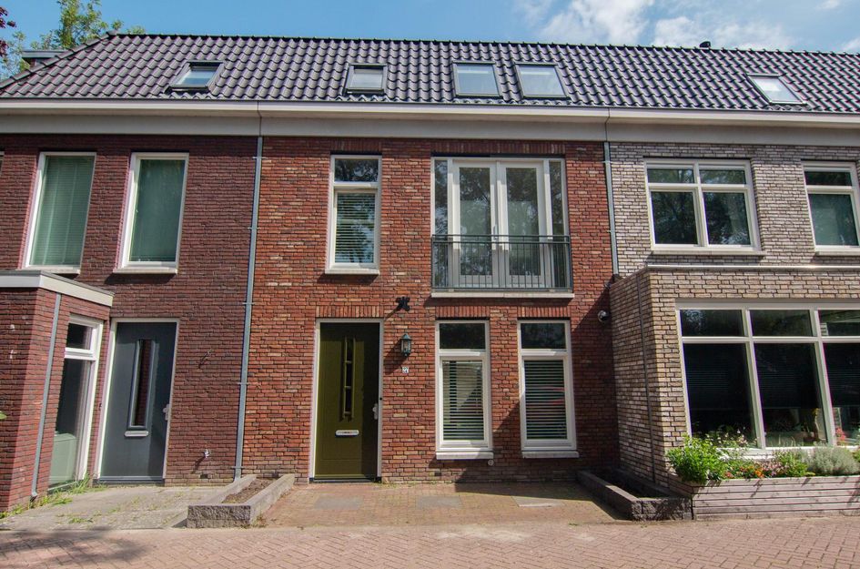 Amstelstraat 27