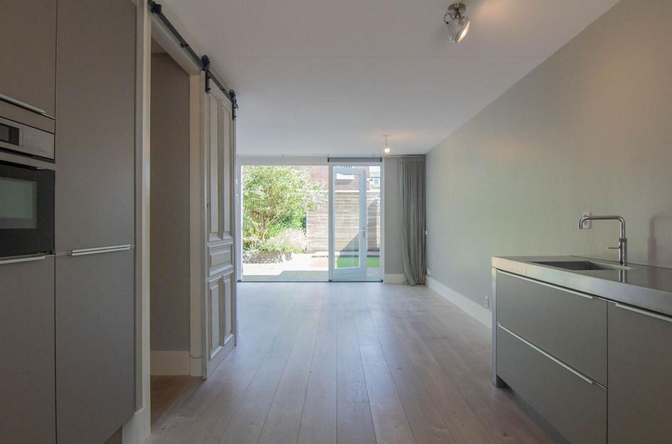 Amstelstraat 27