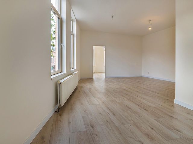 Willem van Hillegaersbergstraat 117B, Rotterdam