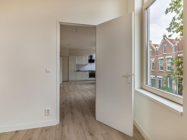 Willem van Hillegaersbergstraat 117B, Rotterdam