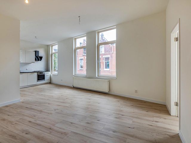 Willem van Hillegaersbergstraat 117B, Rotterdam