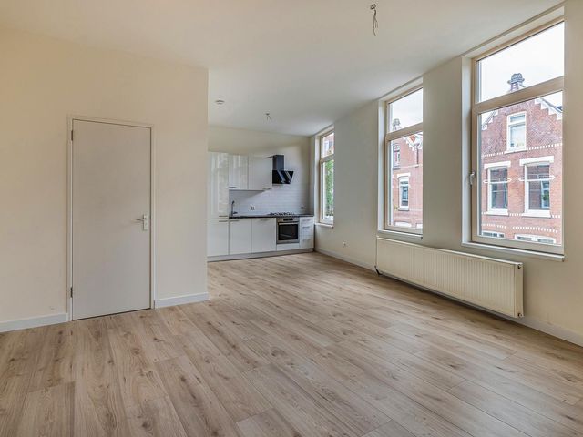Willem van Hillegaersbergstraat 117B, Rotterdam