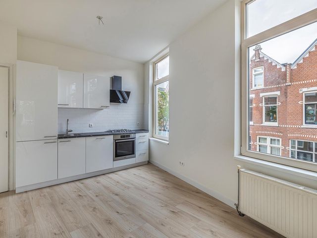 Willem van Hillegaersbergstraat 117B, Rotterdam