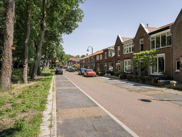Plantagestraat 17, Tholen