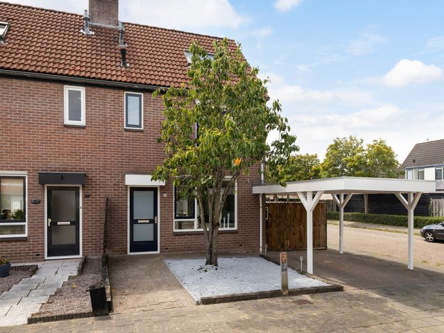 Koningin Julianastraat 101, Beesd