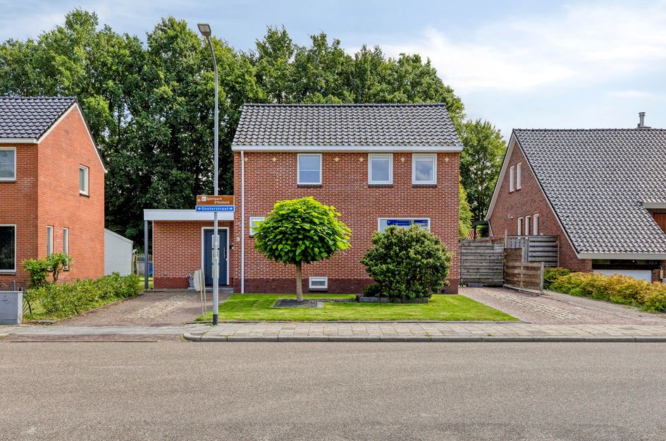 Oosterstraat 25