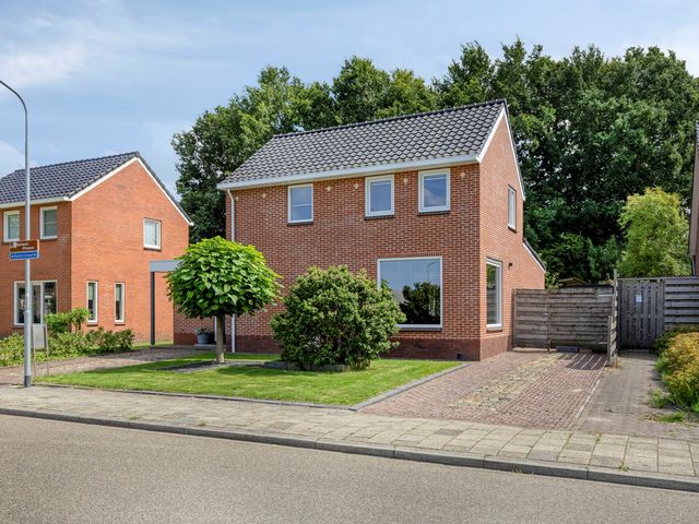 Oosterstraat 25, Scheemda