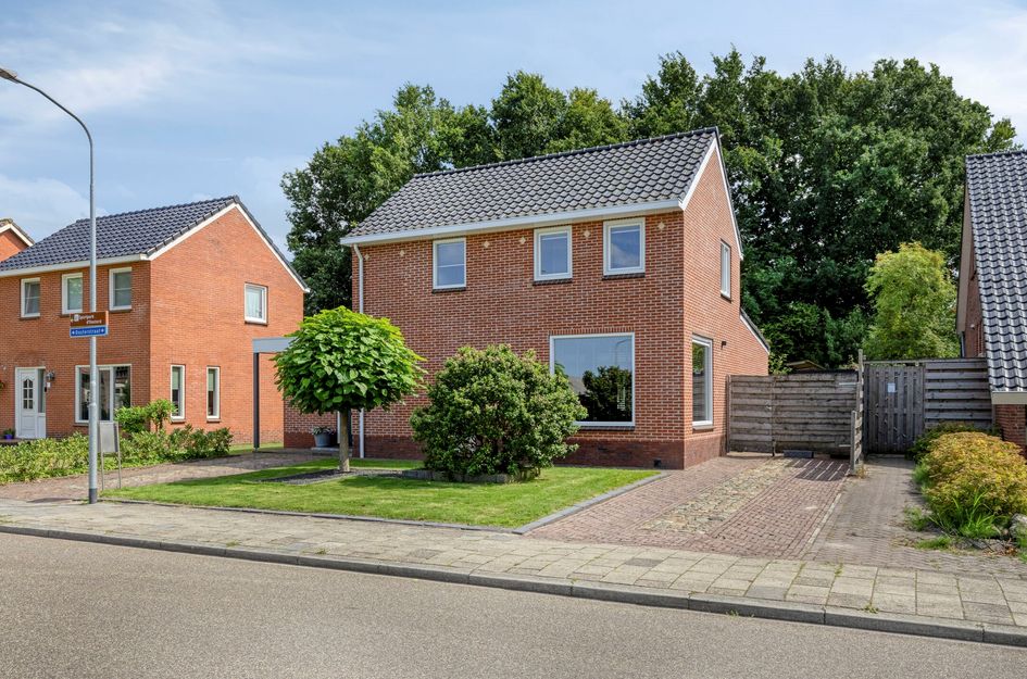 Oosterstraat 25