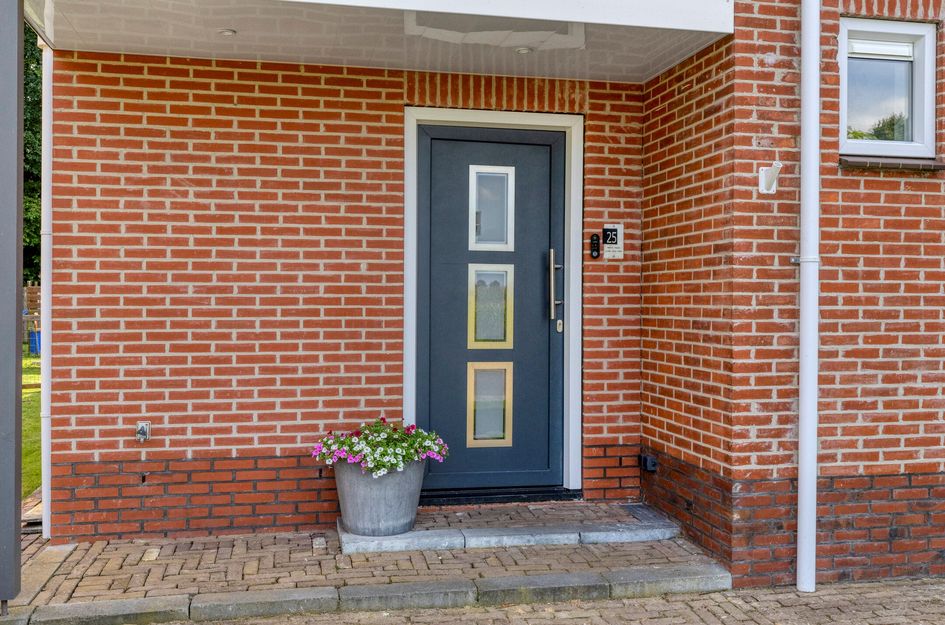 Oosterstraat 25