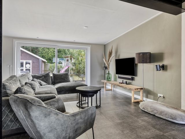 Oosterstraat 25, Scheemda