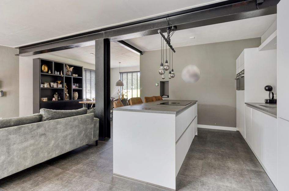 Oosterstraat 25