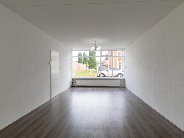 Prof.Van der Leeuwstraat 7, 'S-Heerenberg