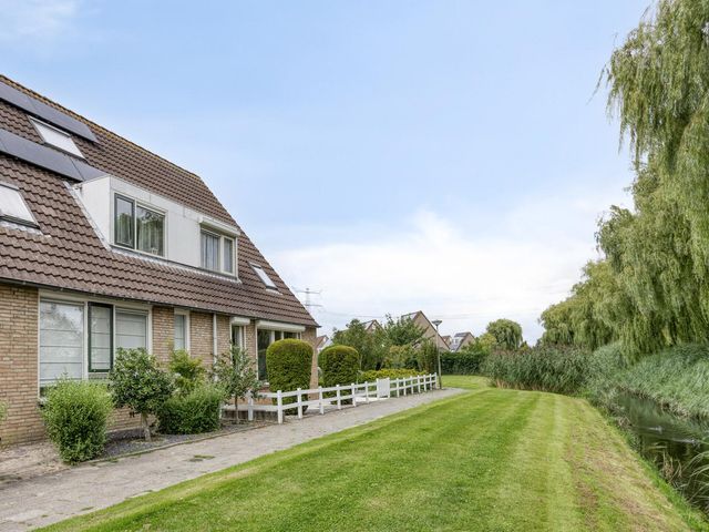 Kriekenbogerd 22, Nieuw-Beijerland