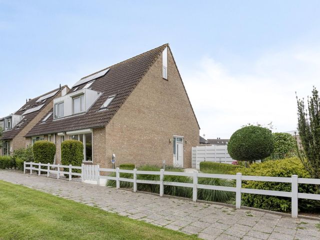 Kriekenbogerd 22, Nieuw-Beijerland