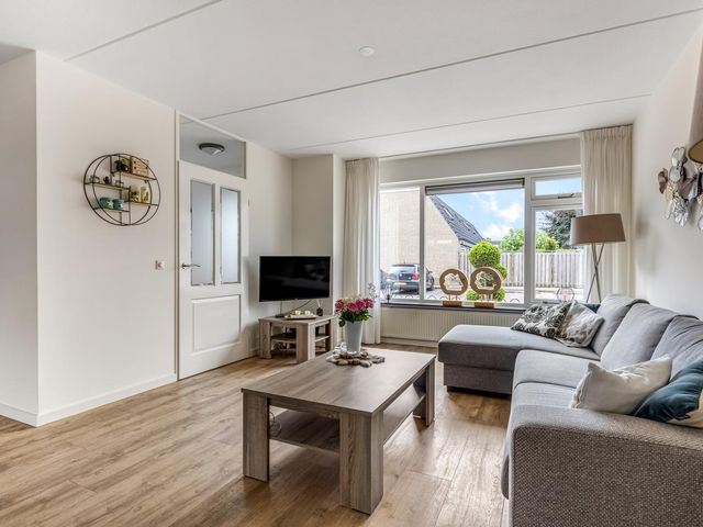 De Windroos 38, Gendt