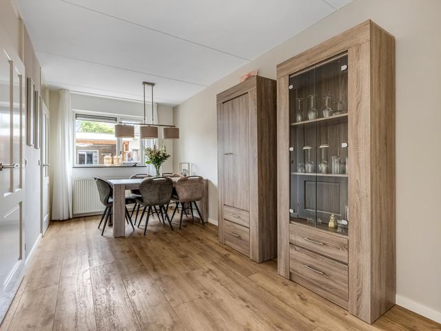 De Windroos 38, Gendt