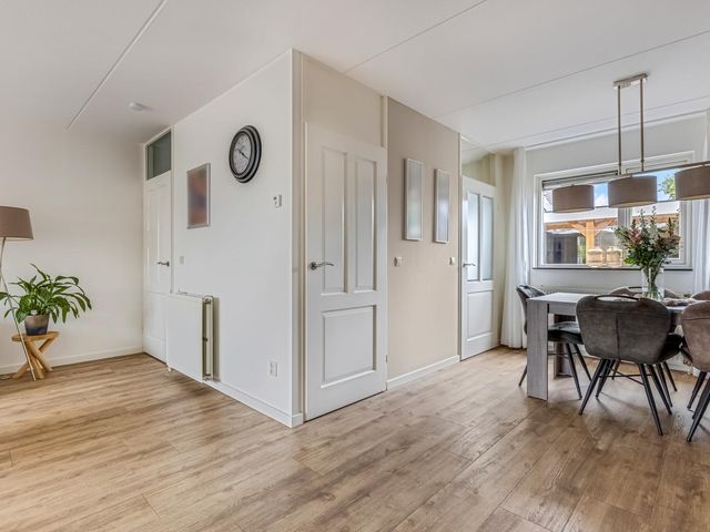 De Windroos 38, Gendt