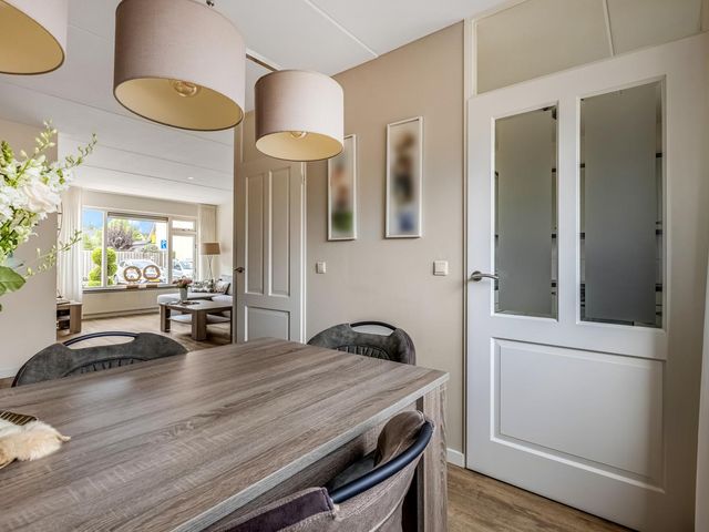 De Windroos 38, Gendt