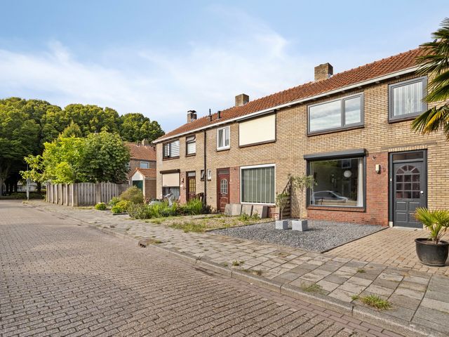 Mauvestraat 9, Terneuzen