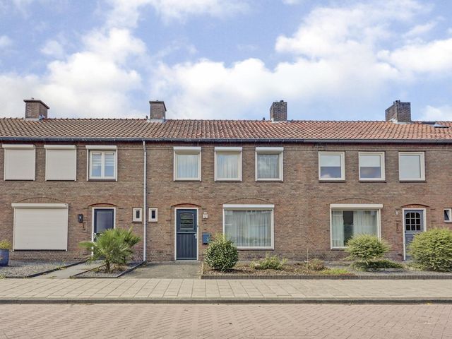 Albrecht Rodenbachstraat 10, Waalwijk