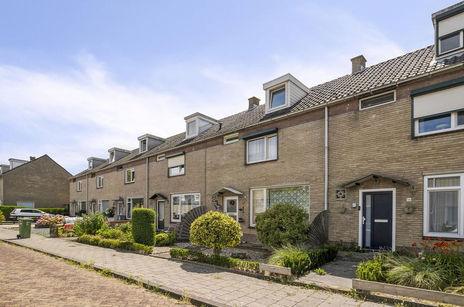 Johan Costenobelstraat 16