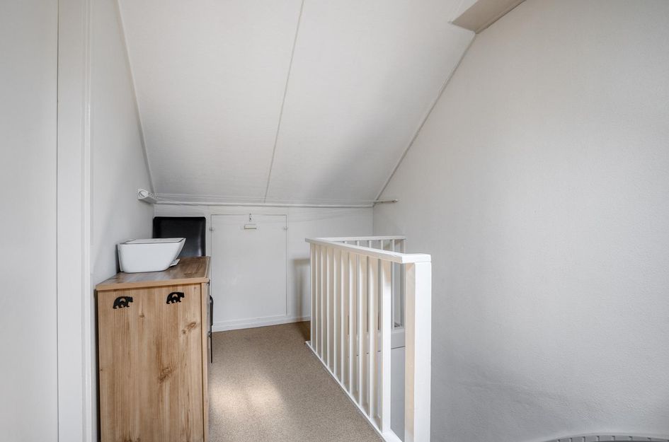 Johan Costenobelstraat 16