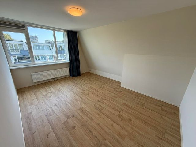 Eikenrodelaan 26, Amstelveen