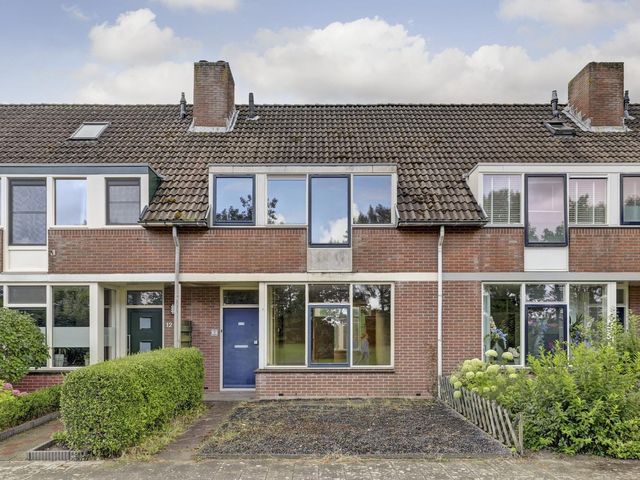Plataanstraat 10, Nieuwerkerk