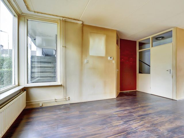 Plataanstraat 10, Nieuwerkerk