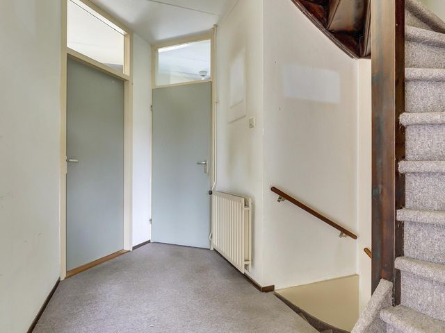Plataanstraat 10, Nieuwerkerk
