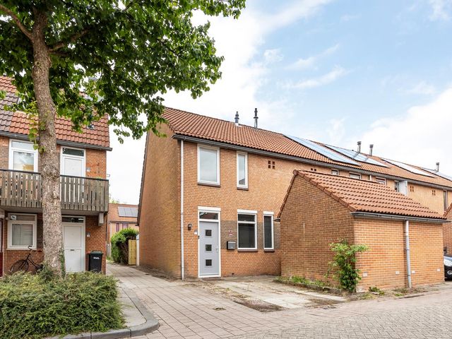 Kamp 33 10, Lelystad