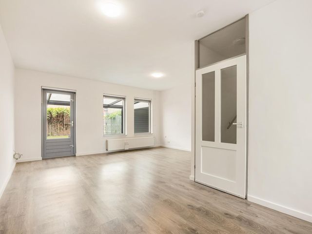 Kamp 33 10, Lelystad