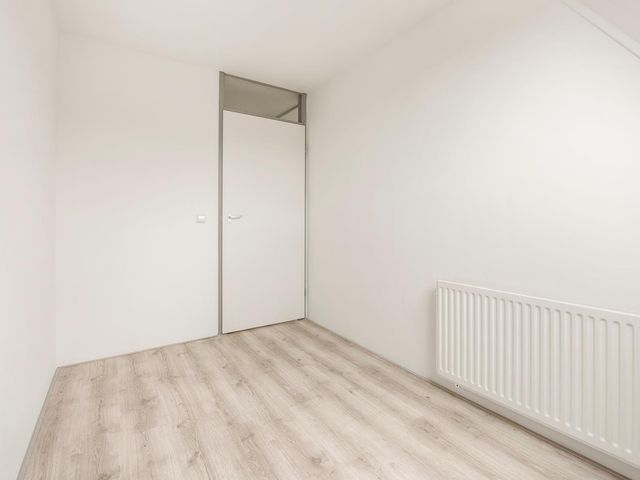 Kamp 33 10, Lelystad