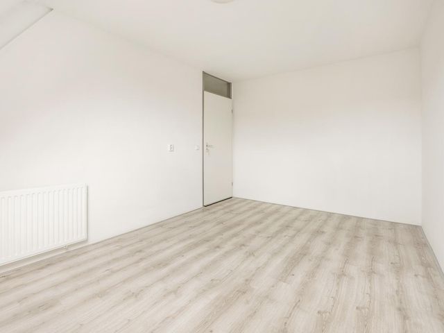 Kamp 33 10, Lelystad