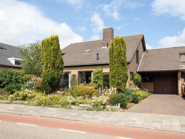 Aalsmeerderdijk 361, Aalsmeerderbrug
