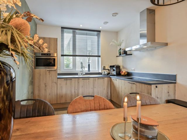 Hadewychstraat 16, Heesch