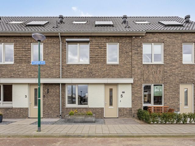 Leeijen-erf 5, Heesch