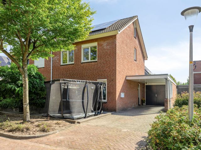 De Kievit 110, Denekamp