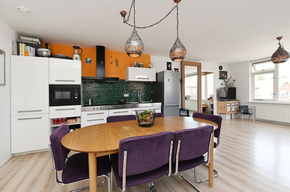 Helmstraat 14B