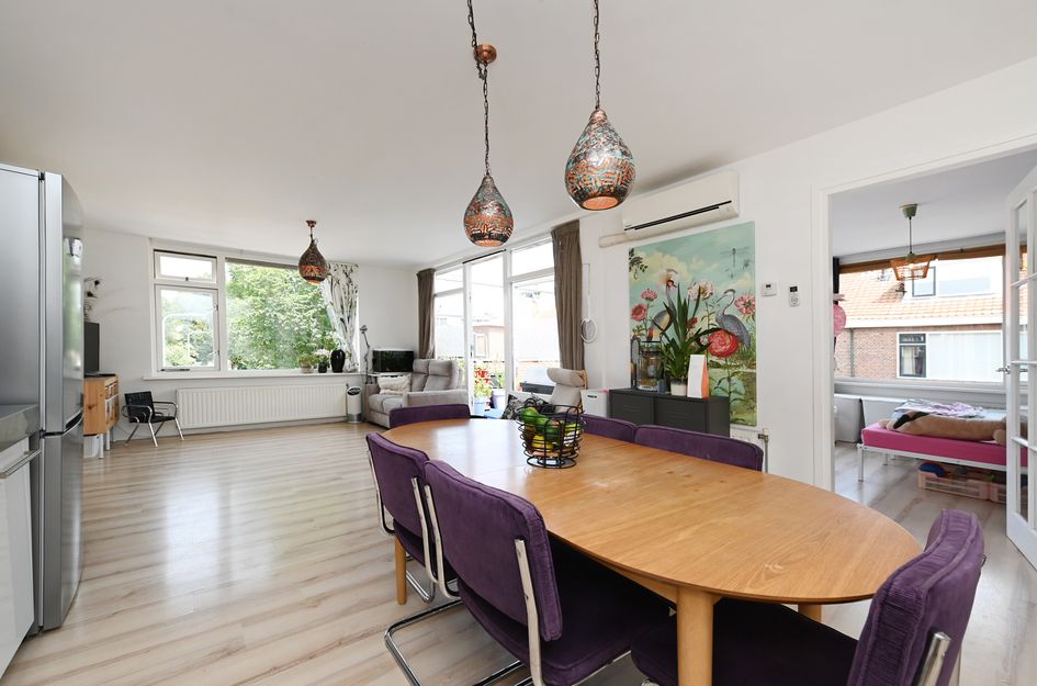 Helmstraat 14B