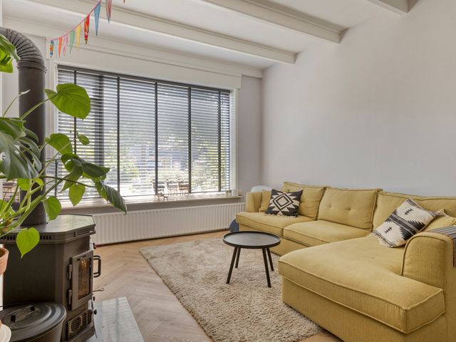 Oost Voorgors 21, Middelharnis